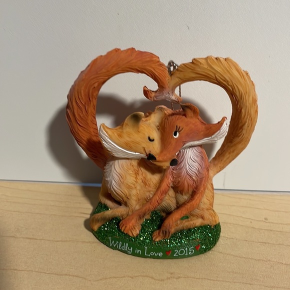 American Greeting heirloom collection Romance ornament 2015 - Picture 3 of 3